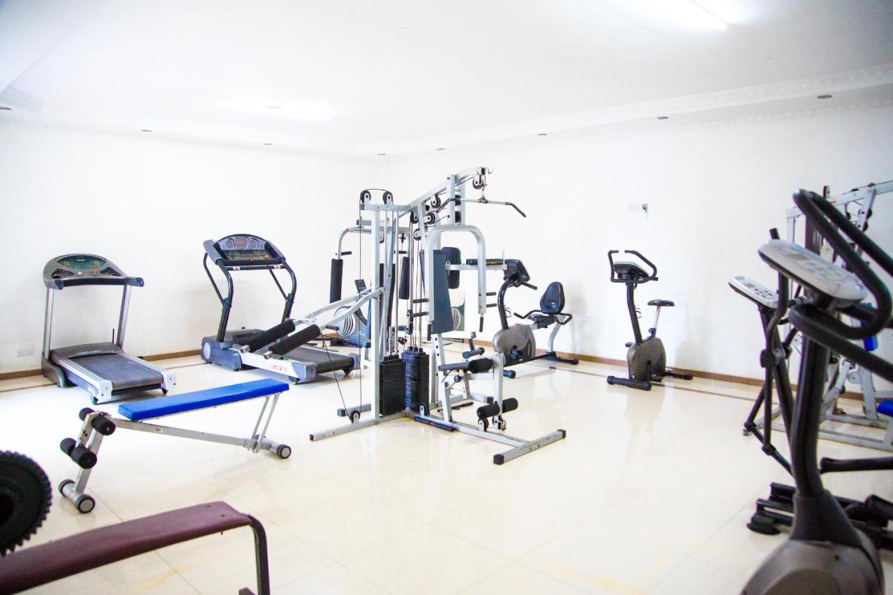 Spacious Apartment Near The Beach In Masaki Dar es Salaam Bagian luar foto