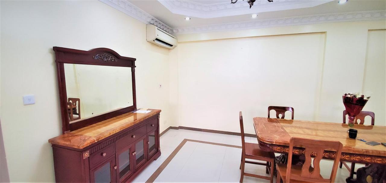 Spacious Apartment Near The Beach In Masaki Dar es Salaam Bagian luar foto